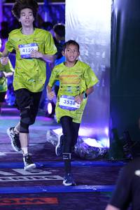 BIB: 4159, 3538
                            <button type="button" onclick="openModal(26225164)" class="btn btn-primary btn-sm float-right btn-popup" data-toggle="modal" data-target=".modal-high-quality">
                        <i class="fas fa-shopping-cart"></i> Add to Cart
                    </button>
                                            <button type="button" onclick="isThisMe(26225164, true)" class="btn btn-success btn-sm float-right btn-popup btn-isme hidden" data-toggle="tooltip" data-placement="bottom" title="นี่คือรูปของคุณใช่ไหม คลิกที่นี่เพื่อเอาเข้าอัลบั้ม">
                        <i class="fas fa-plus"></i> Add to album
                    </button>
                    <button type="button" onclick="isThisMe(26225164, false)" class="btn btn-warning btn-sm float-right btn-popup btn-isnotme hidden">
                        <i class="fas fa-ban"></i> Remove from album
                    </button>